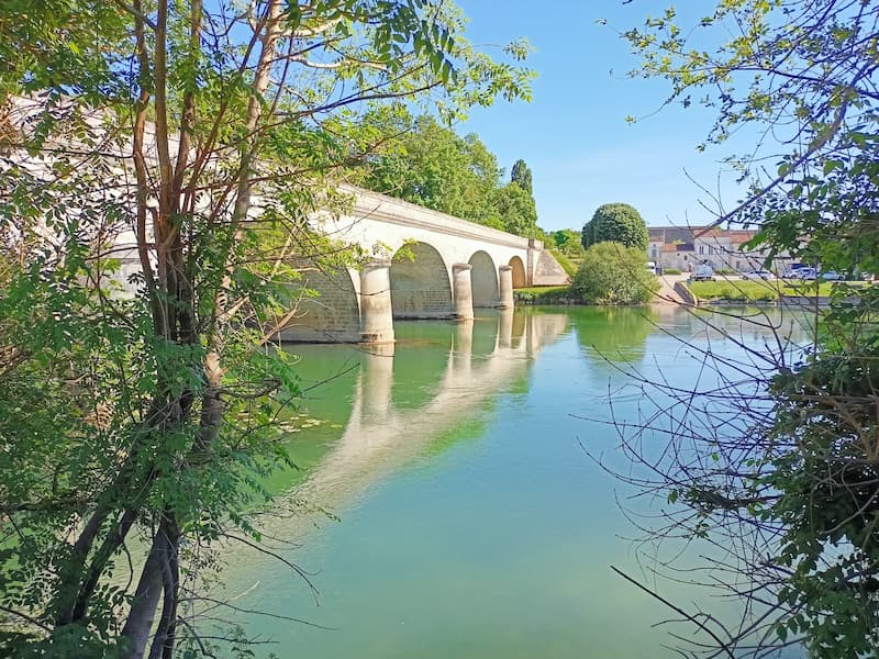 Pont de Bourg-Charente